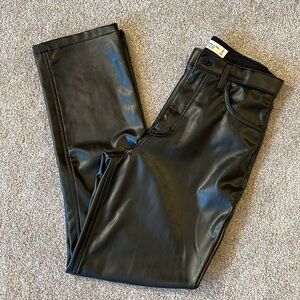 Abercrombie & Fitch 90s Curve Love Vegan Leather Pants Sz 27/4